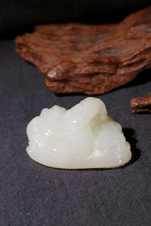 瑰丽玉器首饰第二期网络拍卖会 玉石饰品的艺术与价值